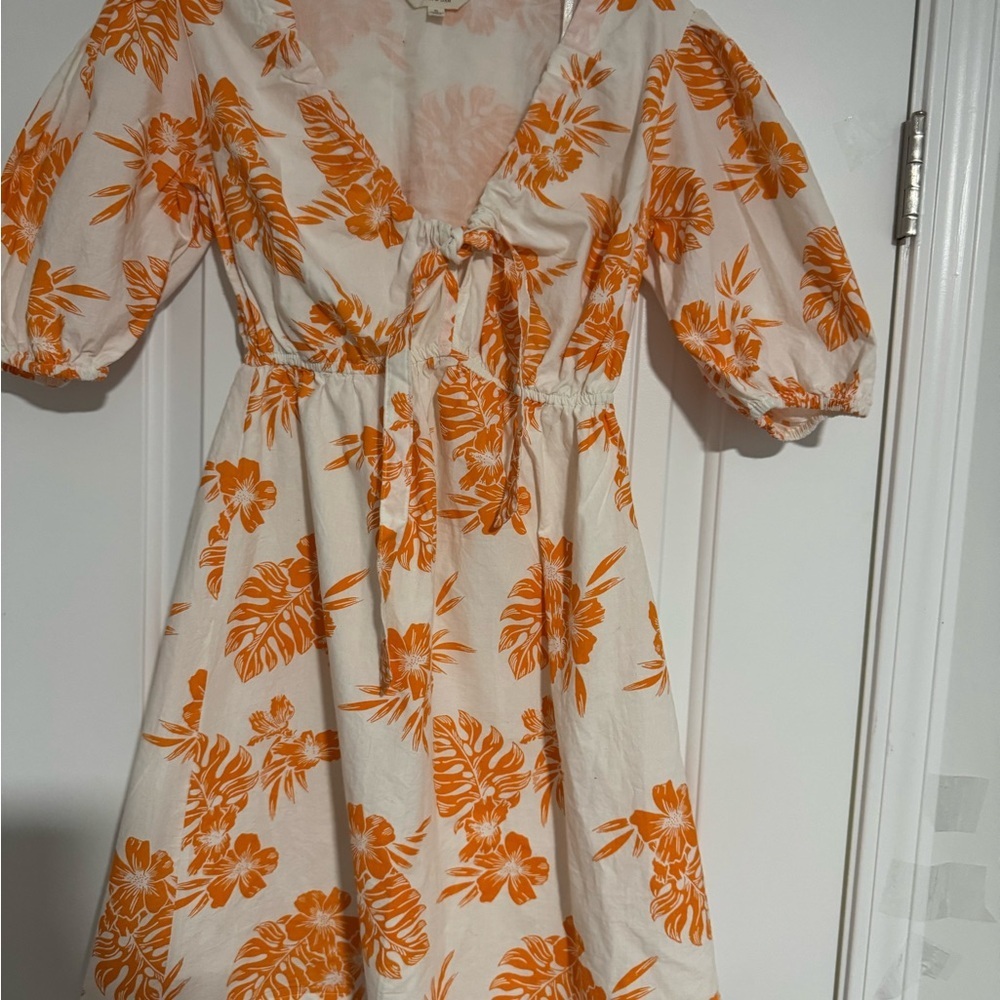 Tie-Front Puff Sleeve Mini Dress in Orange Floral - Picture 2 of 5